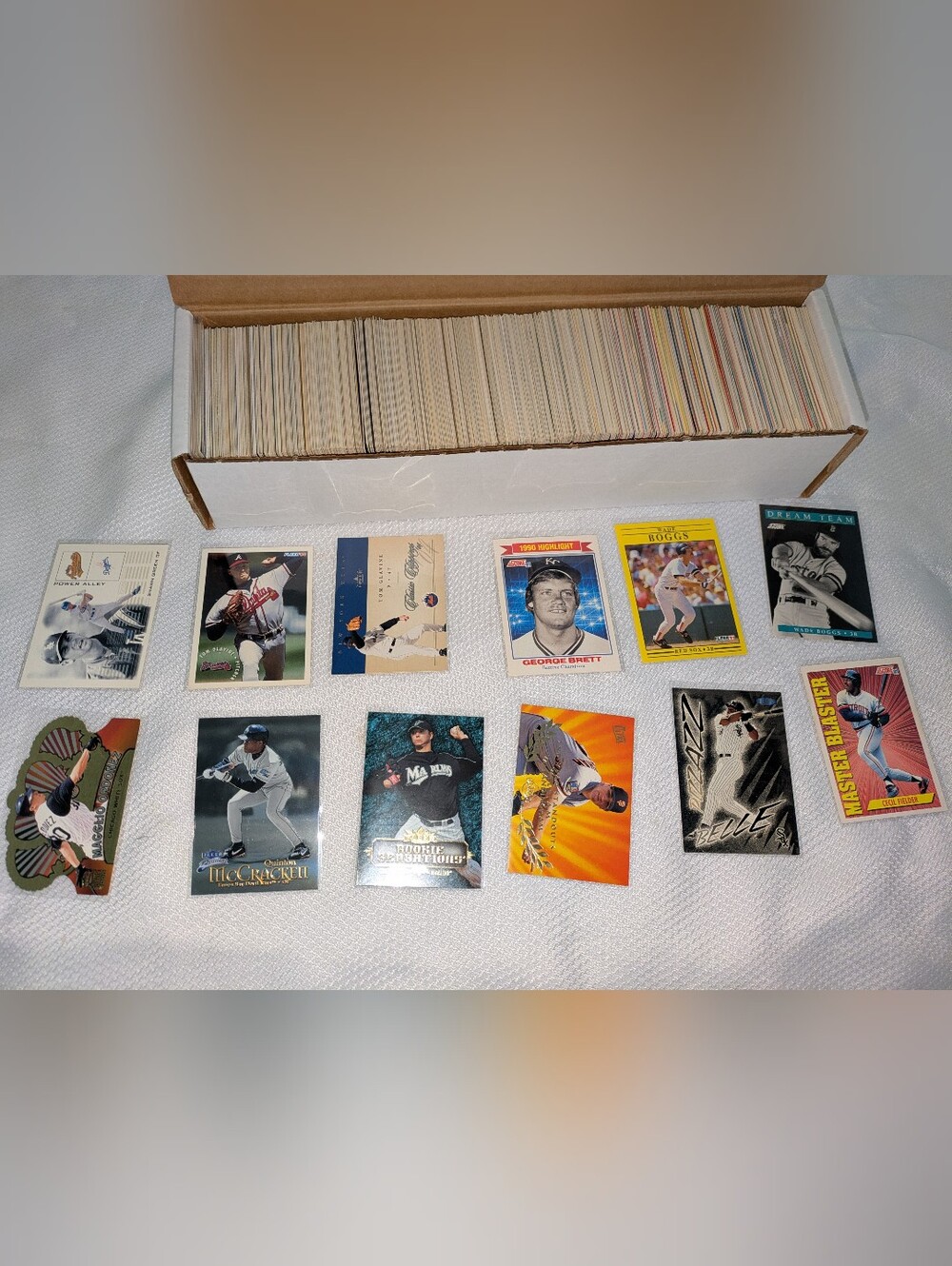 800ct Box of MLB Baseball Trading Cards Lot ⚾️ Ultimate Collection 🔥 - Picture 4 of 6
